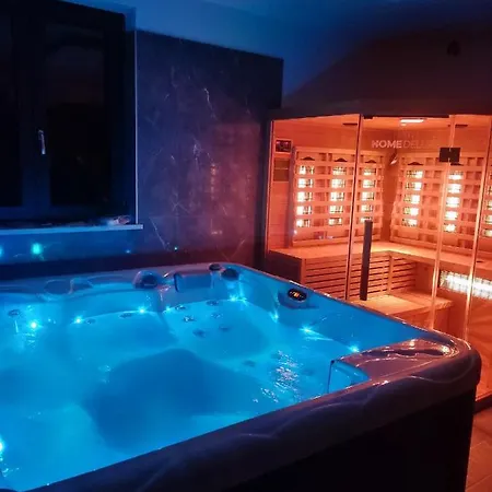 Villa Alison With Private Pool, Sauna And Jacuzzi